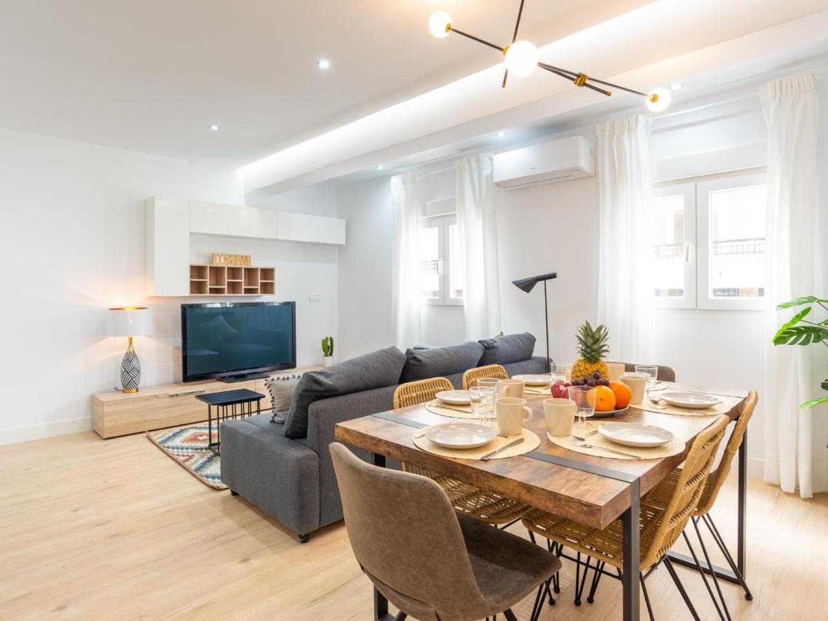 Gorgeous Renovated Apartment 2Br Ac Málaga Exteriör bild
