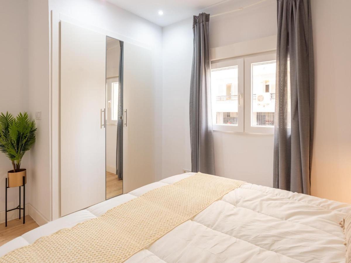 Gorgeous Renovated Apartment 2Br Ac Málaga Exteriör bild